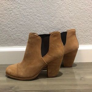 Vince Camuto Camel Booties